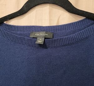 Ann Taylor Deep Navy Crewneck Pullover Sweater